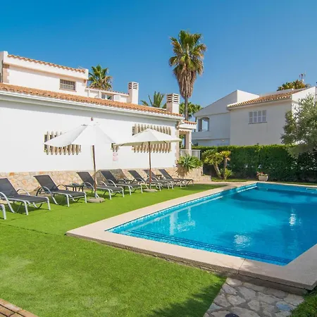 4 Bedroom Beautiful In * Pollença